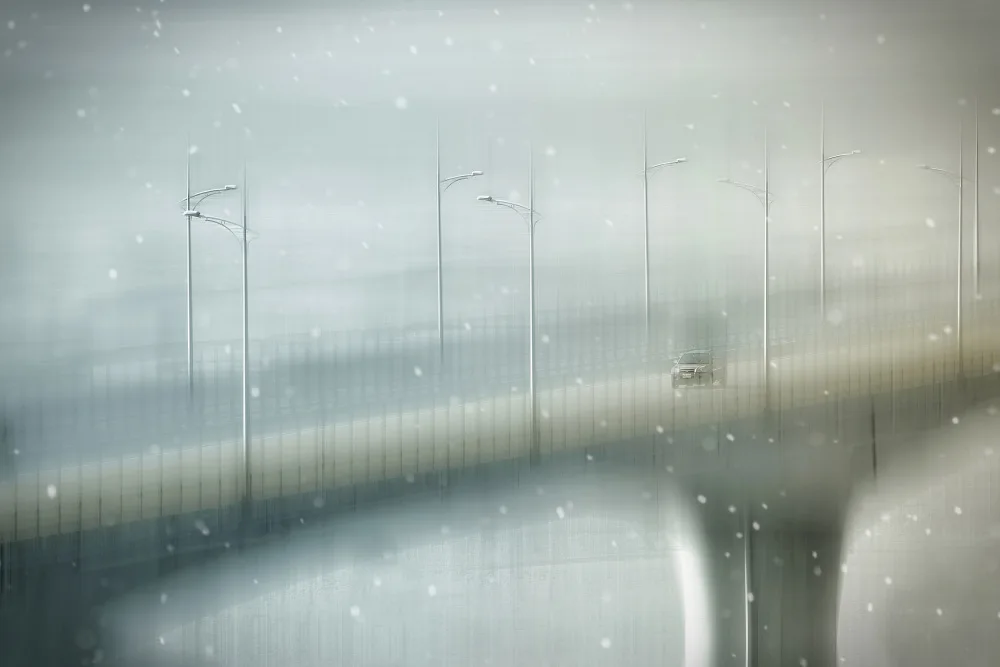 Tsai, MingLun: Coche en viaducto