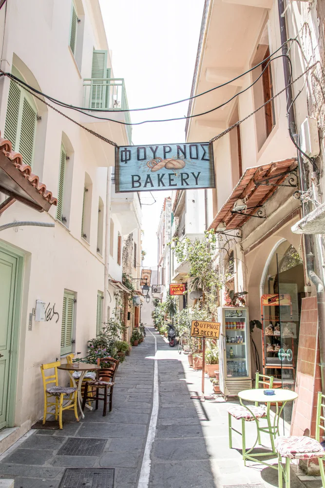 Schenk, Henrike: Strada in Grecia