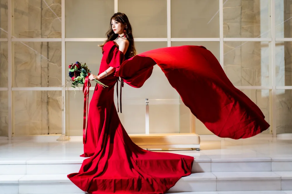 Kotaro: Vestido rojo: Katty
