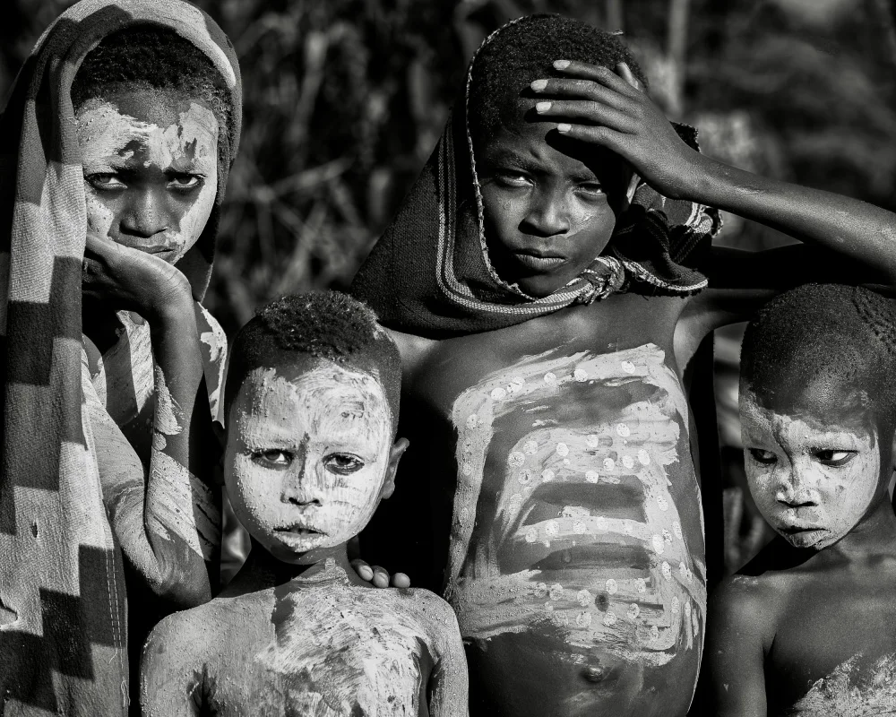 Bohn, E Tori: Surma Boys