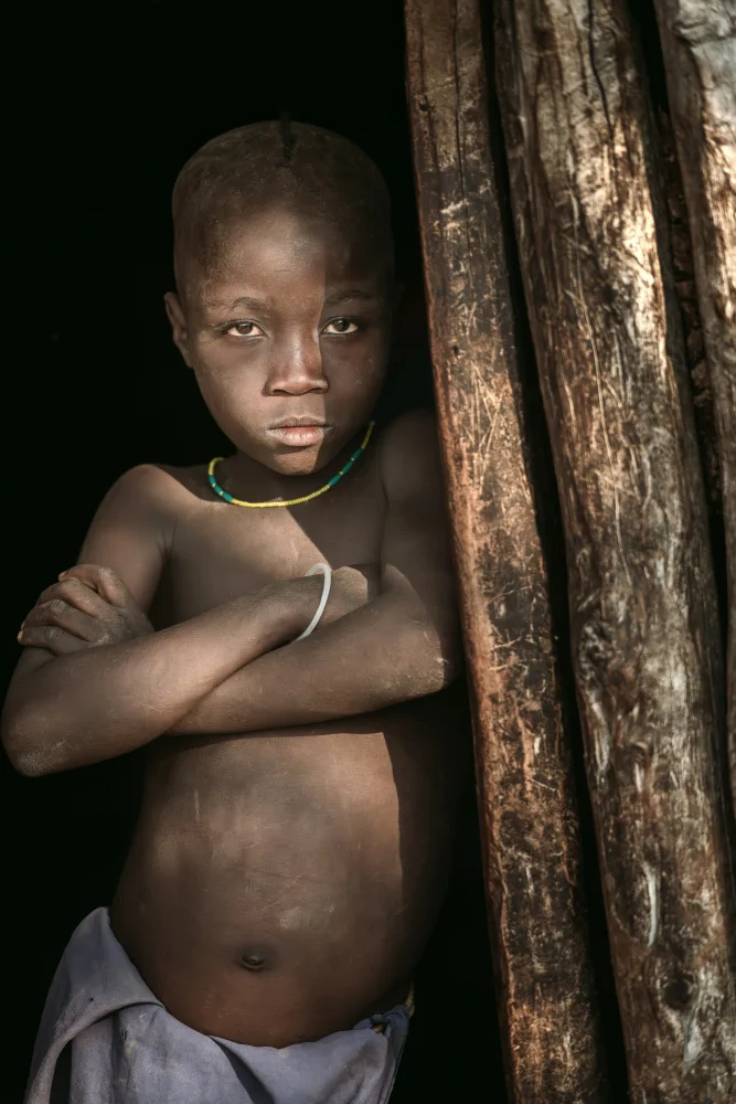 Bohn, E Tori: Hakaona in the Doorway