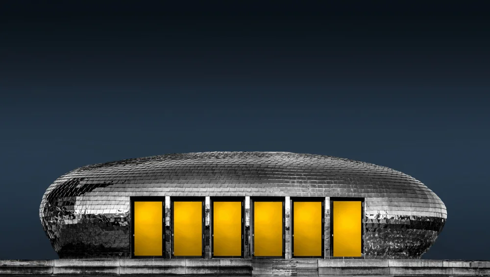 Schwerdtfeger, M Roland: Pavillon