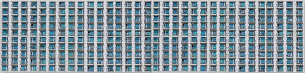 Raif, Joshua: 320 balconies