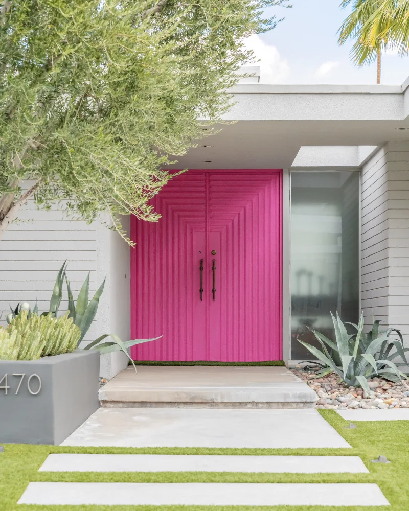 Windeknecht, Tom: Puertas rosa magenta