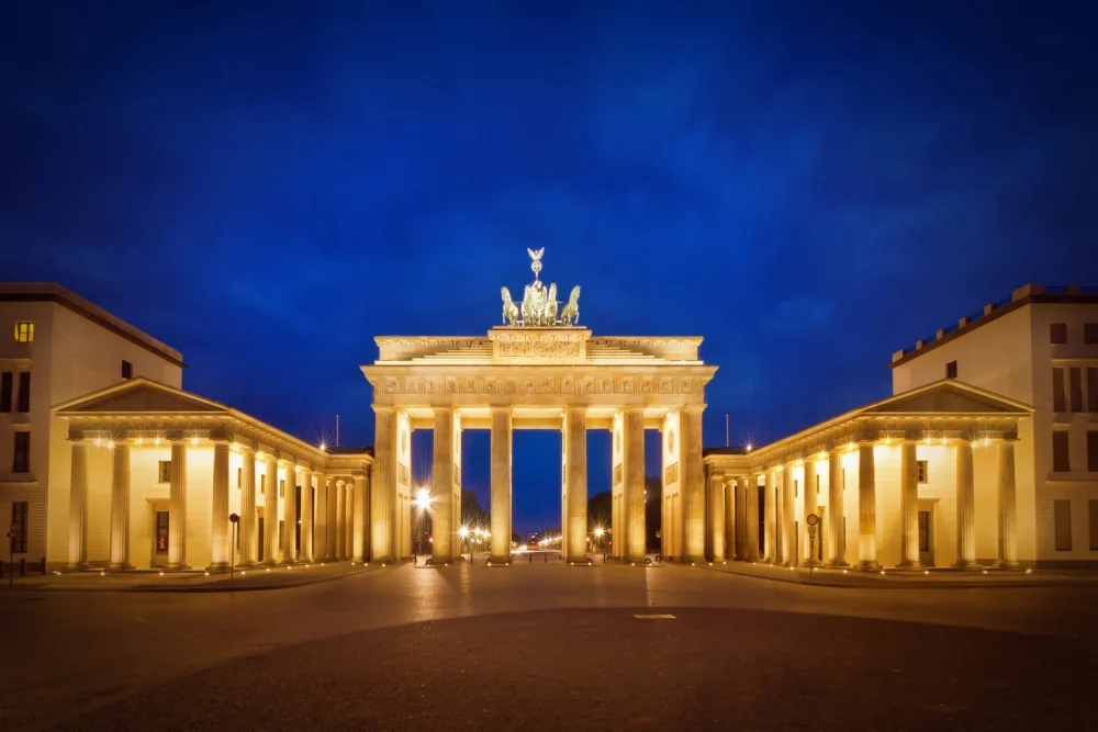 Viola, Melanie: BERLÍN Braniborská brána
