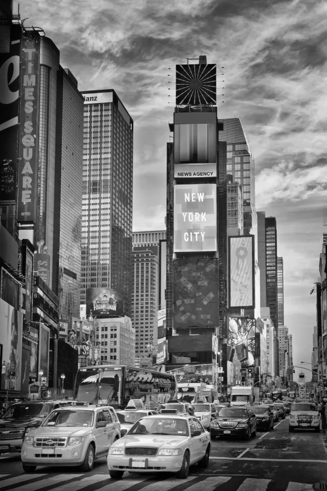 Viola, Melanie: NEW YORK CITY Times Square - Monochrome