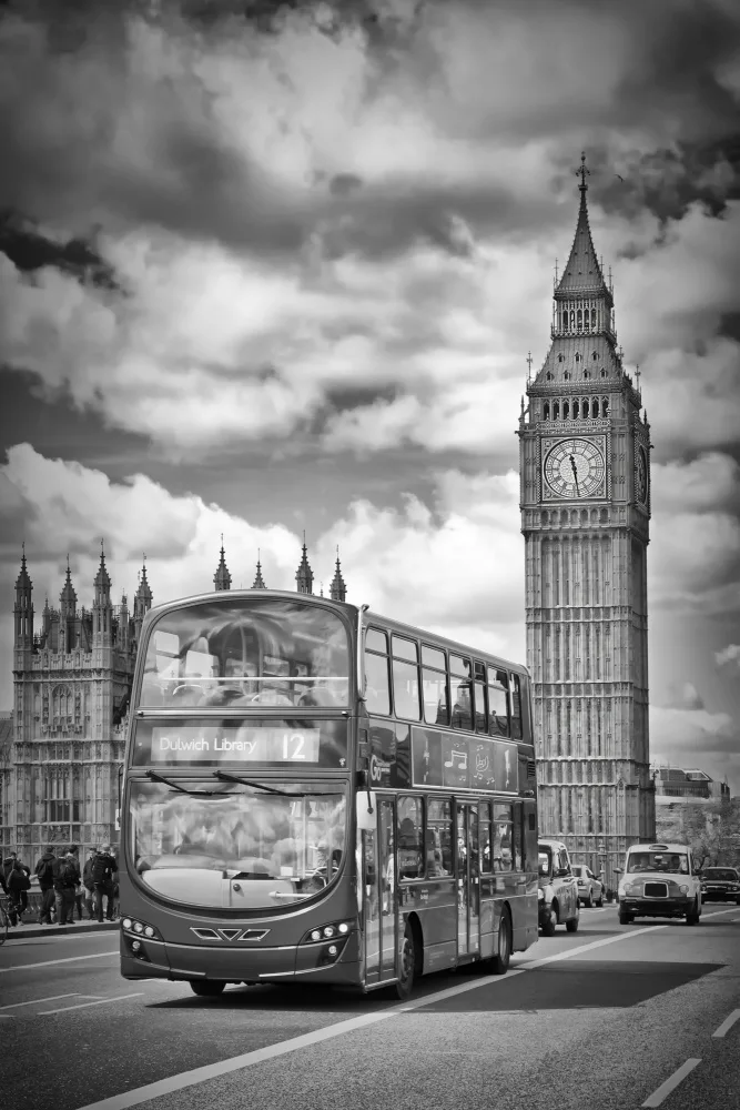 Viola, Melanie: LONDRA Parlamento e traffico