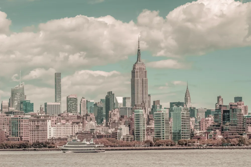 Viola, Melanie: MIDTOWN MANHATTAN | urban vintage style