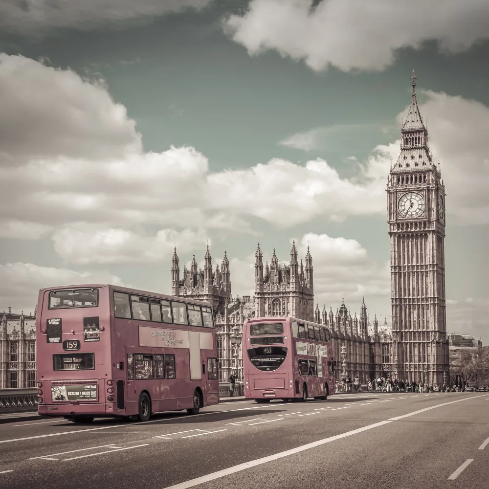Viola, Melanie: Typical London | urban vintage style