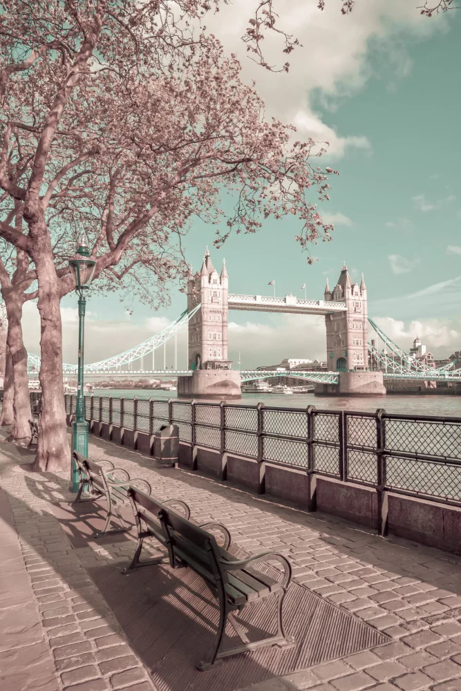 Viola, Melanie: LONDÝN Temže Riverside & Tower Bridge | městský vintage styl
