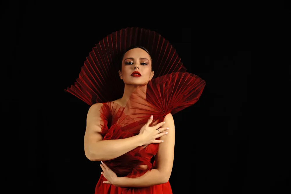 Waldmann, Shlomo: Valery in red