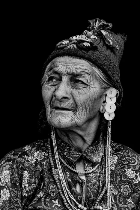 Dhesi, Rajat: Anziano Ladakhi