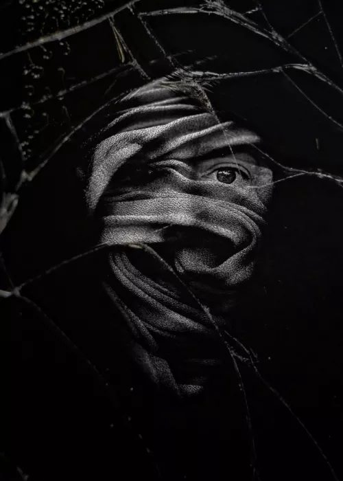 Depaola, Mia: Trauma