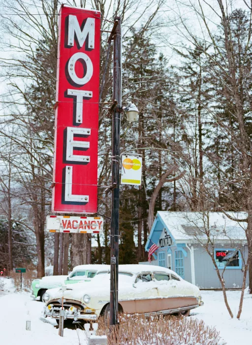 Young, Bethany: Motel en el norte del estado de Nueva York