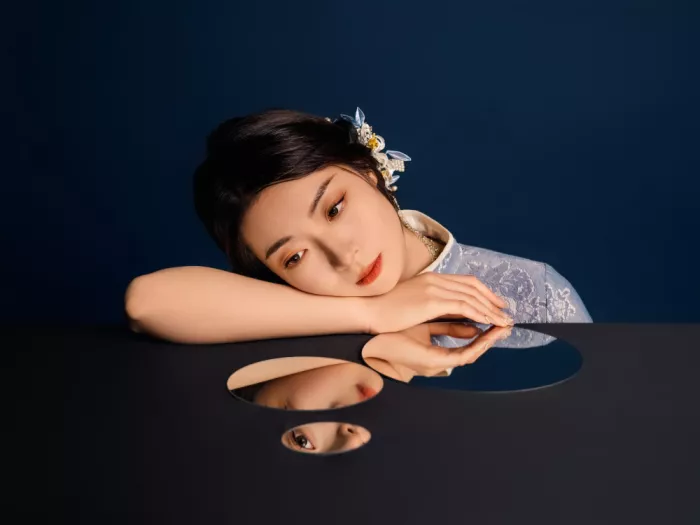 Feng, Ronnie: Navarra Oriental