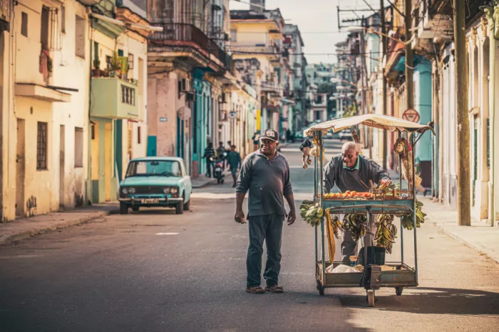 Tagliarino, Marco: Street vendor of Matanzas