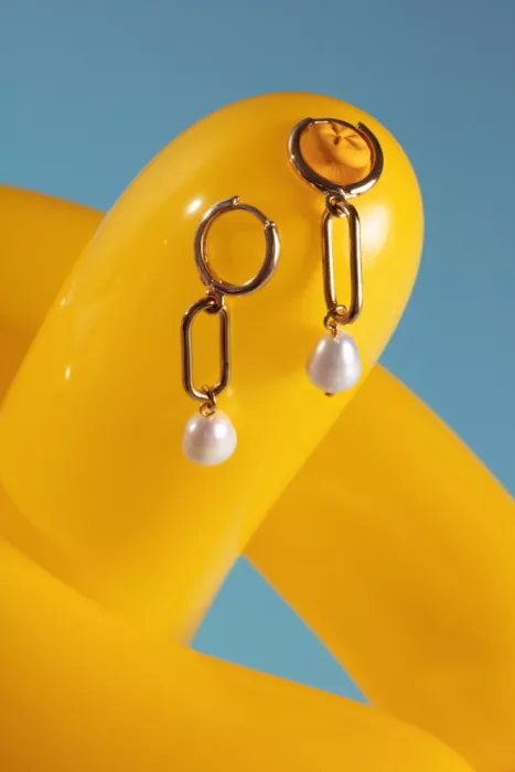 Ramiro, Julia: Perles sur ballon jaune