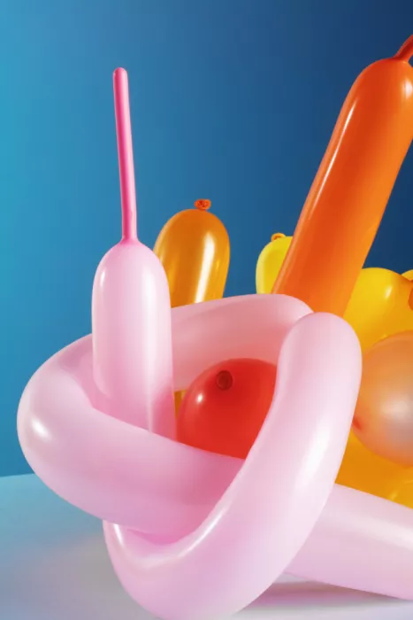 Ramiro, Julia: Enchevêtrement de ballons