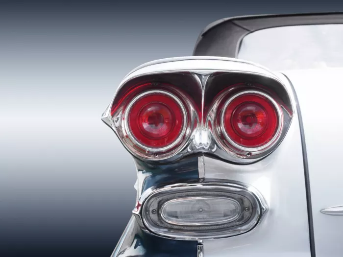 Gube, Beate: American classic car Bonneville 1958 Convertible