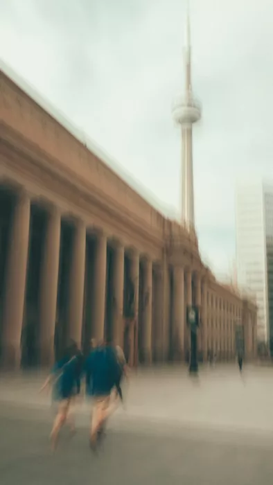 Kojima, Katsuhiro: Centro de Toronto