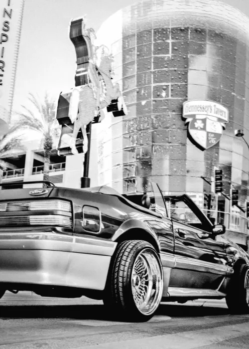 Studio, Pictufy: Las Vegas Car B&w