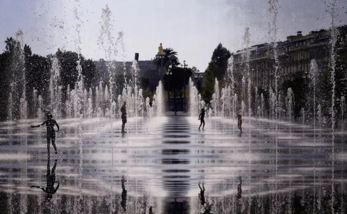 Cseresnjes, Anna: Sommer in der Stadt