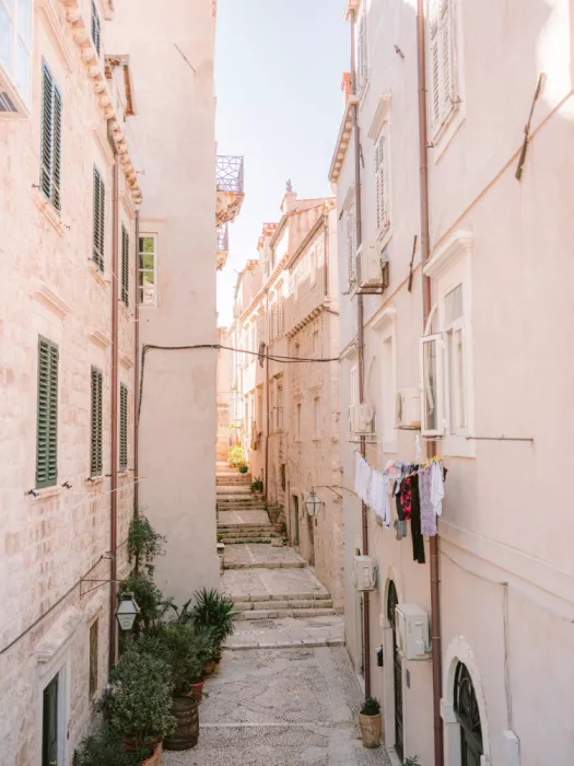 Zwart, Raisa: Streets of Dubrovnik
