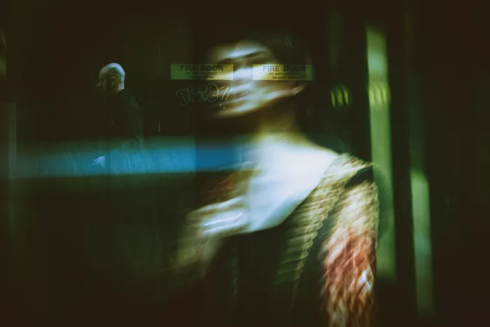 Damian: Entre