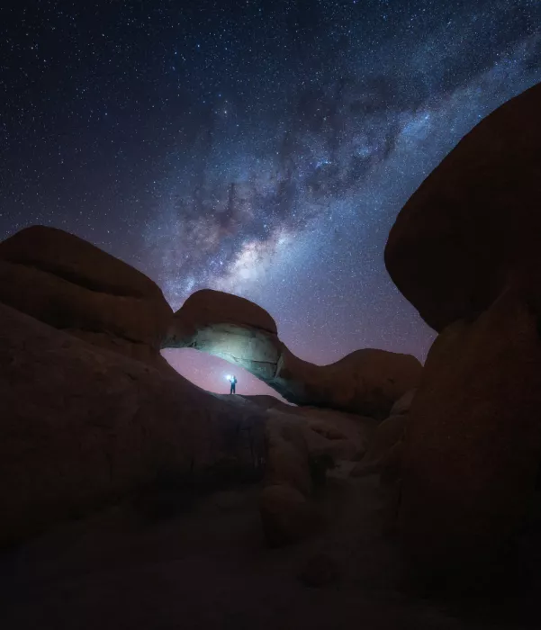 Chen, Nichole: Spitzkoppe Arch