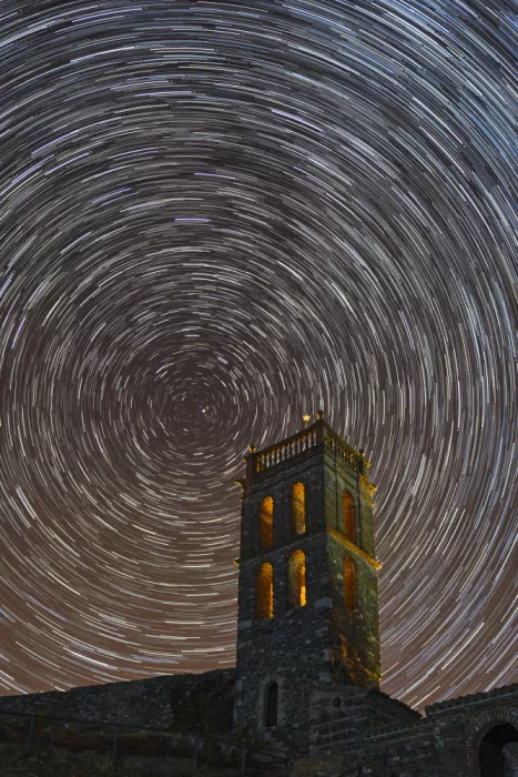 MARTÍNEZ, CARLOS JUAN: Mezquita de Almonaster la Real y circumpolar