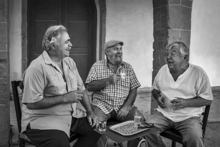 Sefer, Emel: Viejos Amigos