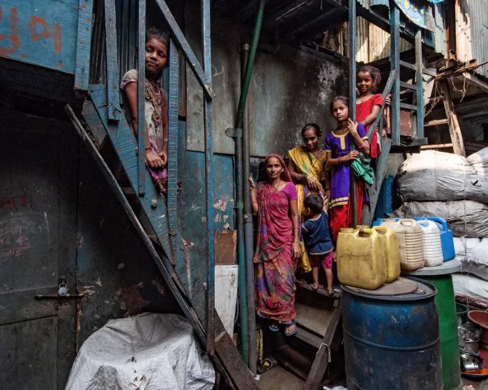 Golani, Aharon: Family in Dharavi Slums, Mumbai, Maharashtra, India