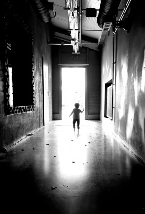 Einhorn, Itzik: Birth