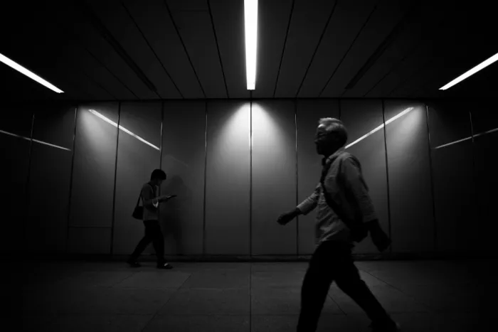Hata, Satoshi: Passage
