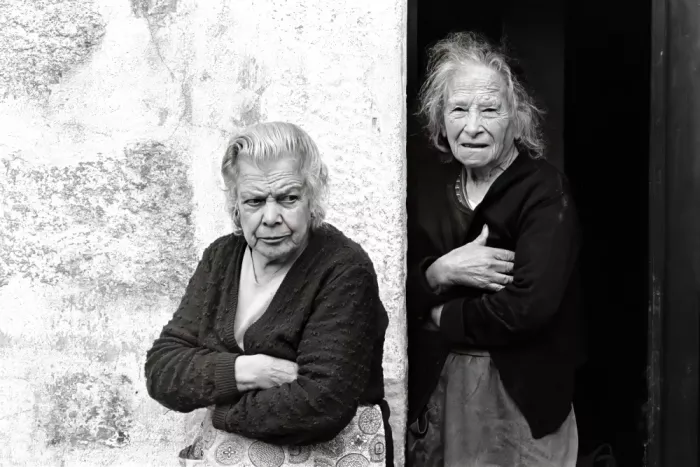 Sanchez, Perez Eduardo: Old Widows 273 010