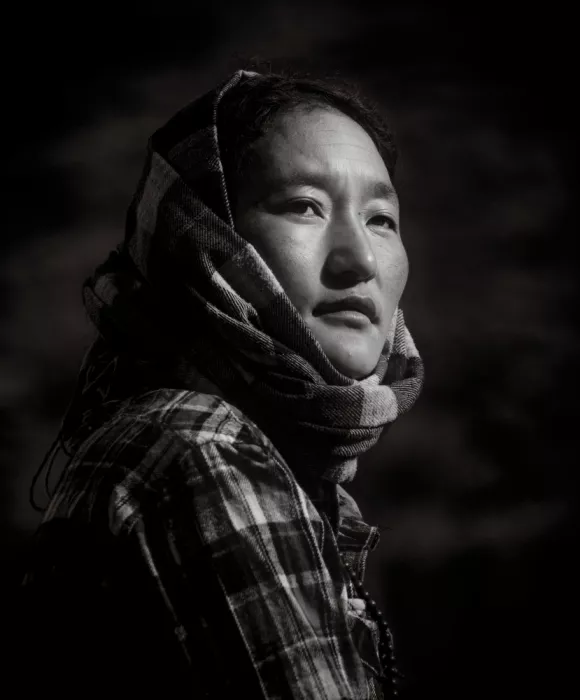 天馬, Feng Chao: A Tibetan Woman