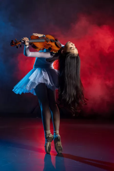 Widjaja, Sally: Die Musikerin Ballerina