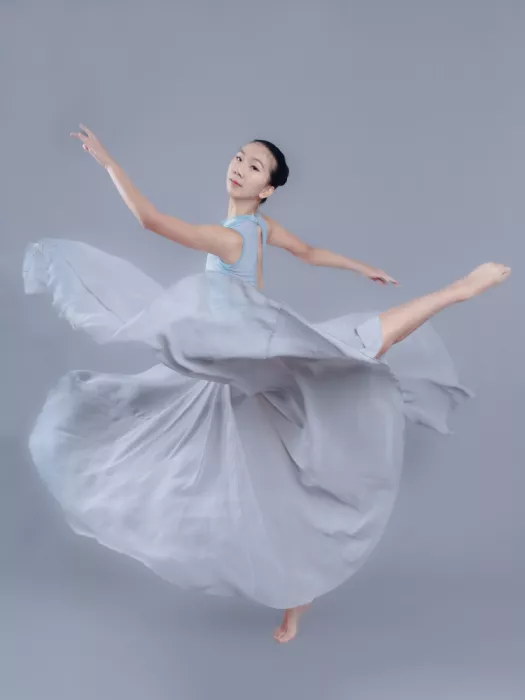 Wang, Jeff: Joven Bailarina
