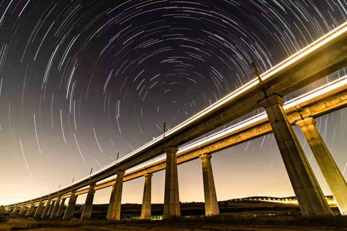 ilan: Stars in circular motion