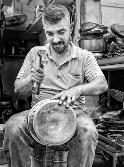Alsofey, Bashar: Handwork
