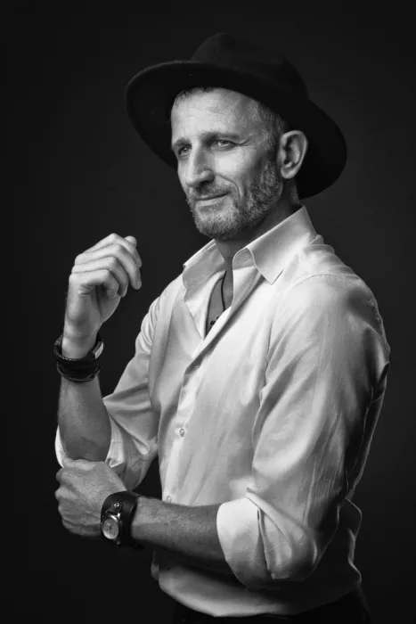 Budyta, Dariusz: Confianza tranquila
