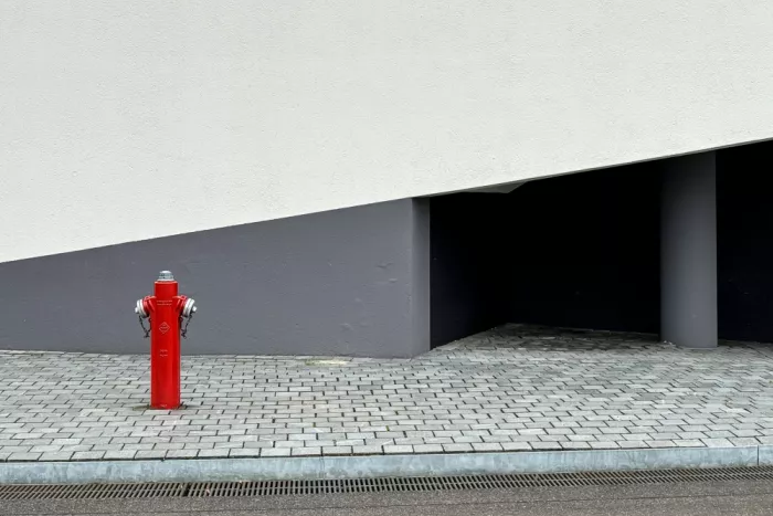 Joosten, Lus: Objet rouge à gauche