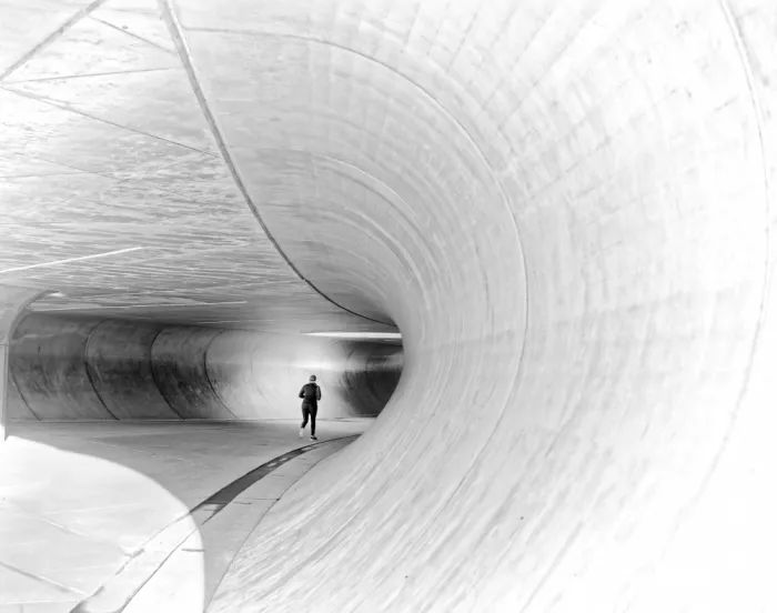 Timar, Andreas: Lauf im Tunnel