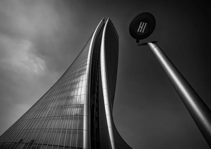 Tagliarino, Marco: New peaks of Milan