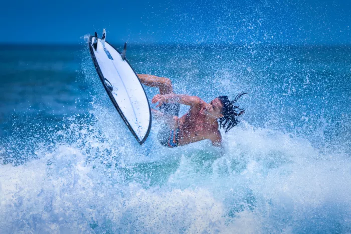 Zhang, Dennis: Surfing