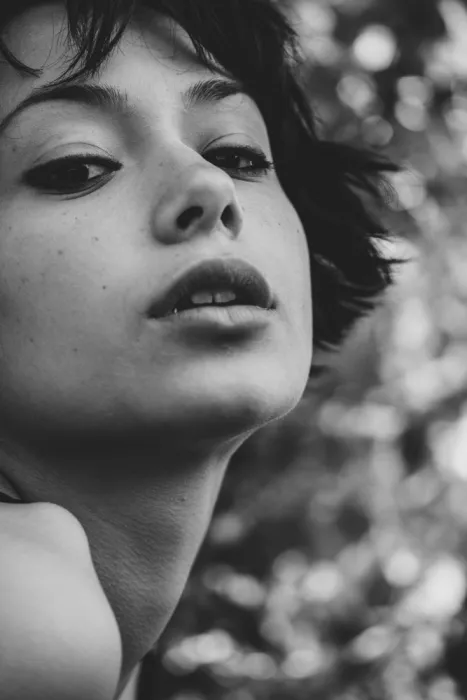 akyurt, engin: Hermosa joven muchacha