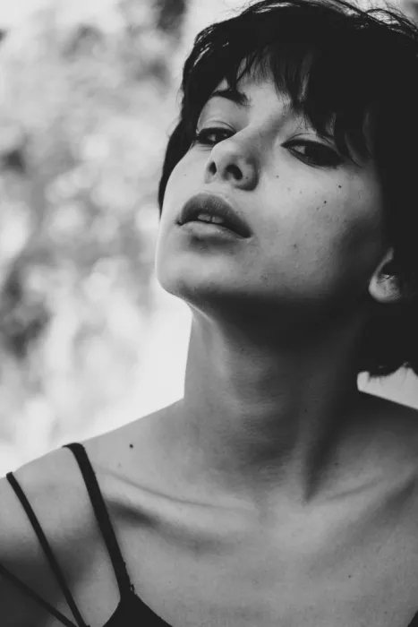 akyurt, engin: Jeune fille
