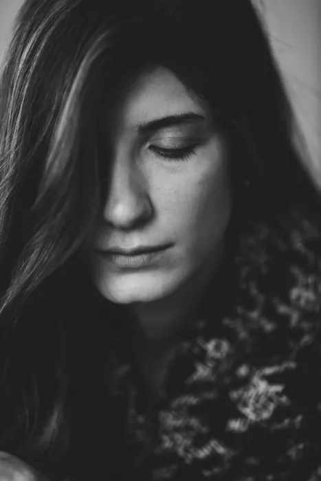 akyurt, engin: Joven muchacha