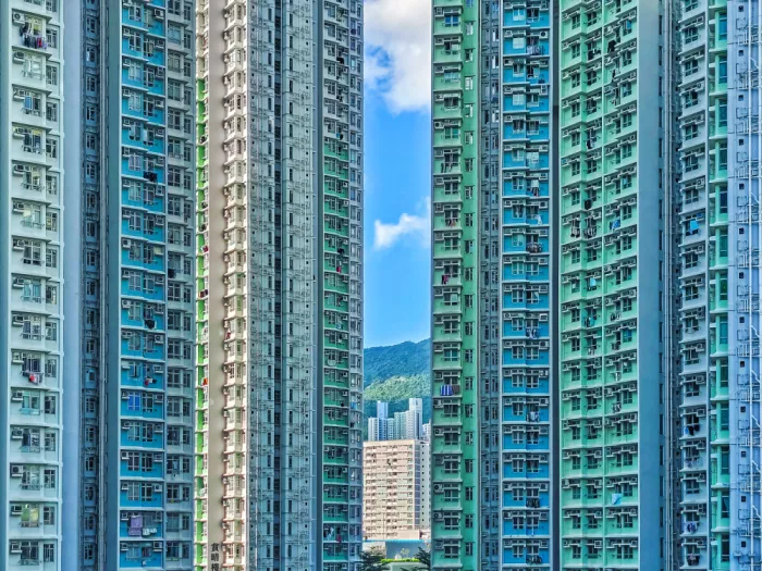 Chung, Ho Tong: Entre edificios