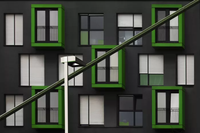 AnnaPileaFotografie, Martin Anita: Grüne Fensterrahmen